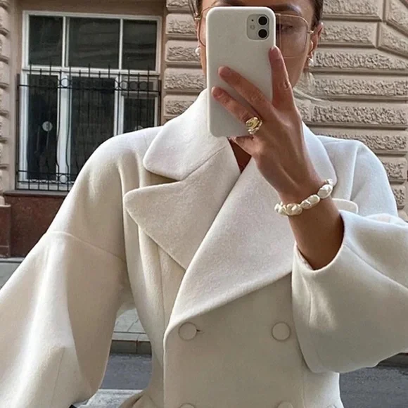 Coat white runway fashion button V-neck long puff lantern sleeve womens - Picture 4 of 9